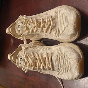Hylo Light Running Shoes.  Size 9 men's.